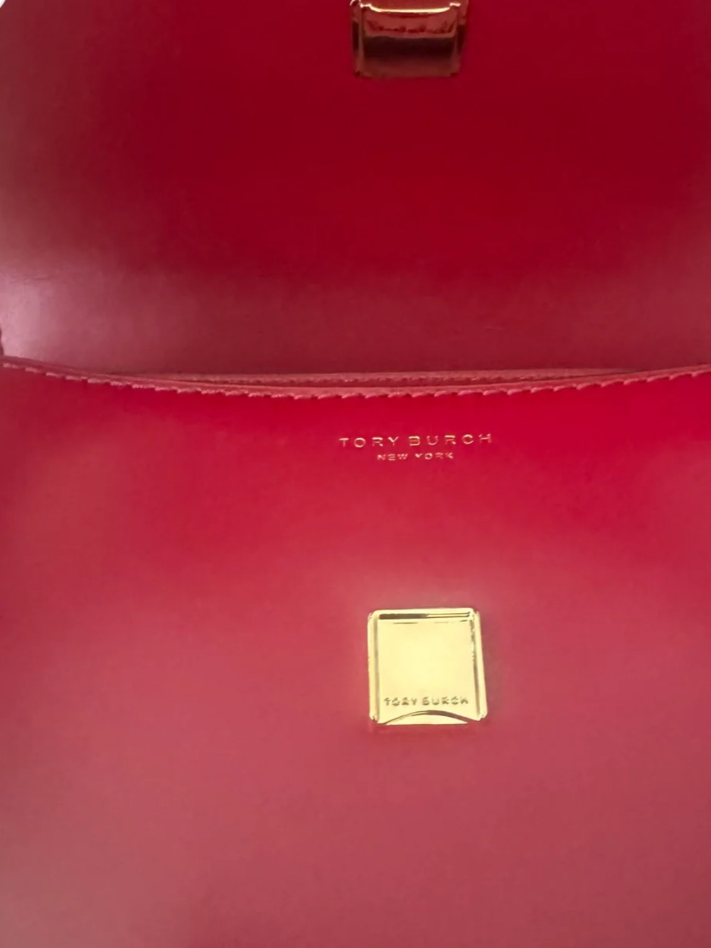Tory Burch Britten Chain Shoulder Bag with Gold Logo - Picture 6 of 9